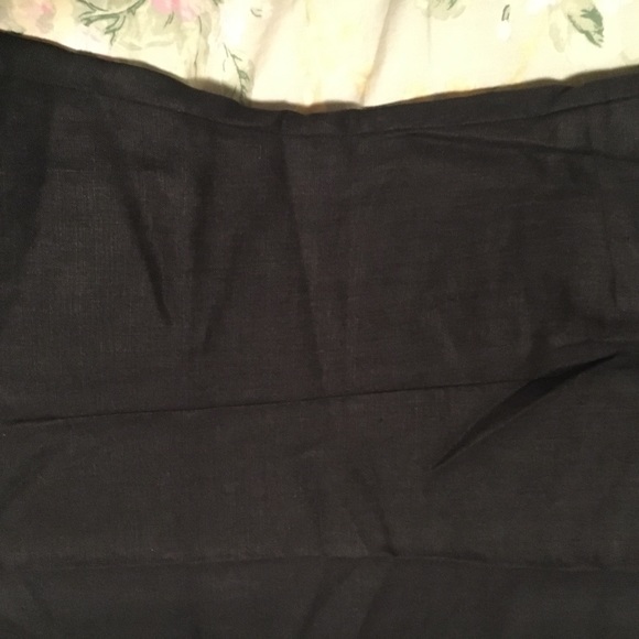 Classic Linen Dress w. Asian inspired knot closure detail in front - simply chic - Picture 2 of 5